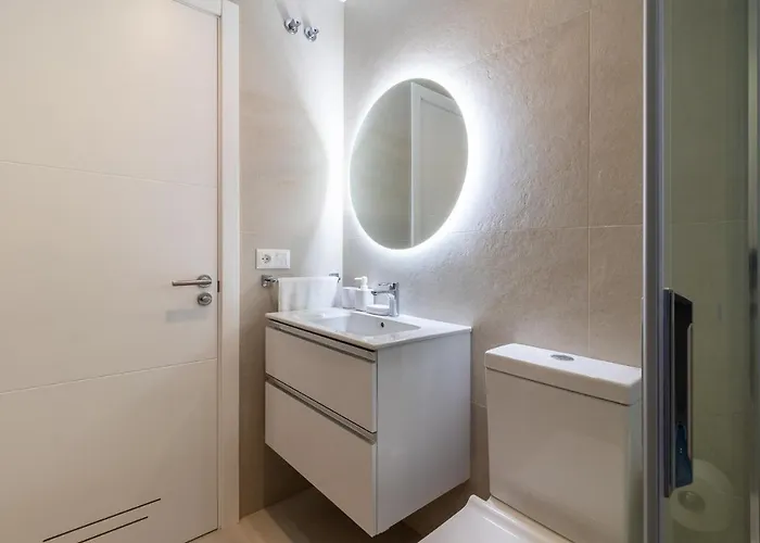 Apartamento Viriato - Wifi - Ac - Terraza Compartida